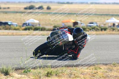 media/Oct-15-2023-TrackXperience (Sun) [[85198ff50b]]/Group 3/session 4 turn 3/